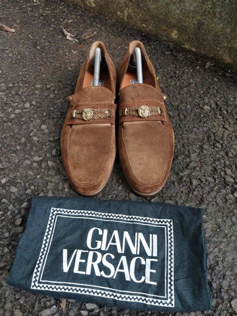 sepatu versace|Gianni Versace.